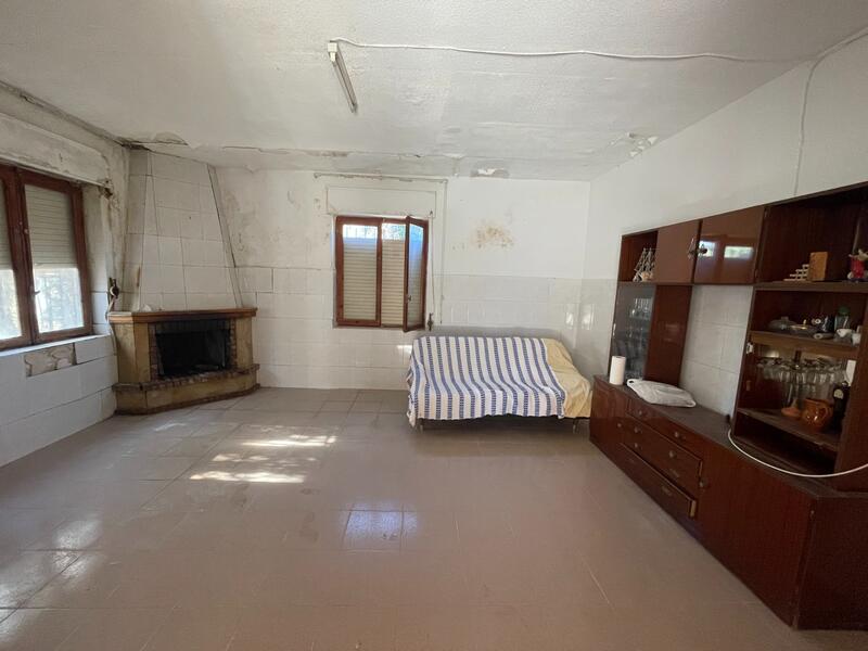 6 bedroom Country House for sale 6 bedroom Country House for sale