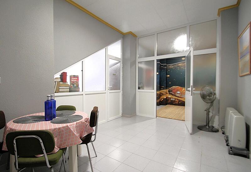 3 bedroom Commercial Property for sale 3 bedroom Commercial Property for sale