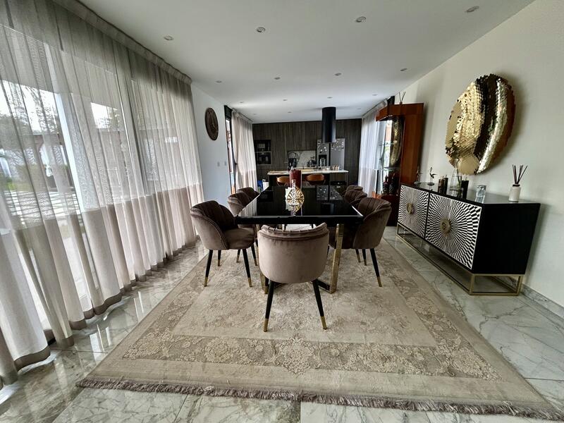 3 bedroom Villa for sale