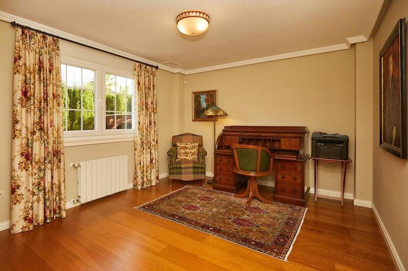 5 slaapkamer Villa Te koop