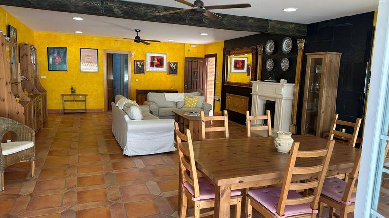 4 Schlafzimmer Villa zu verkaufen