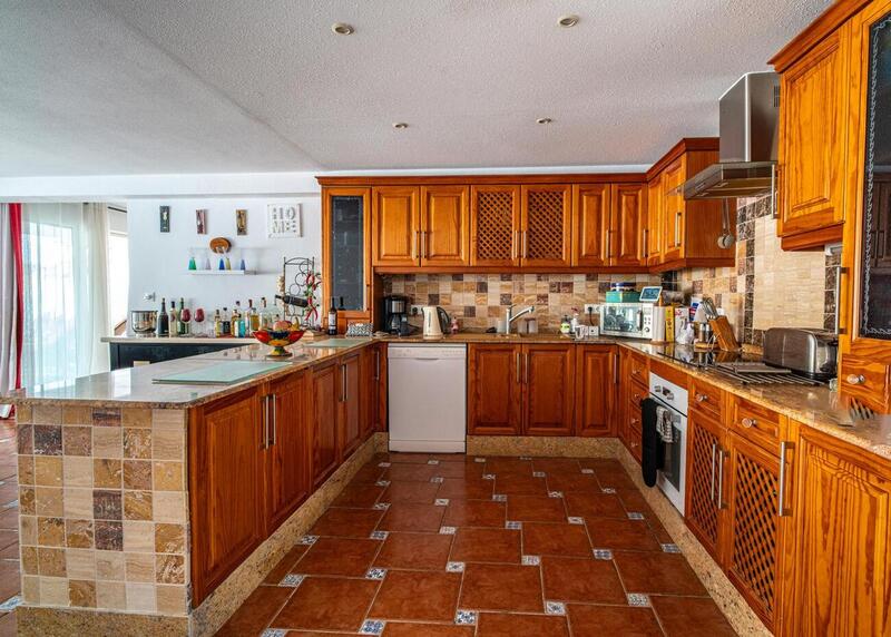 4 Schlafzimmer Villa zu verkaufen