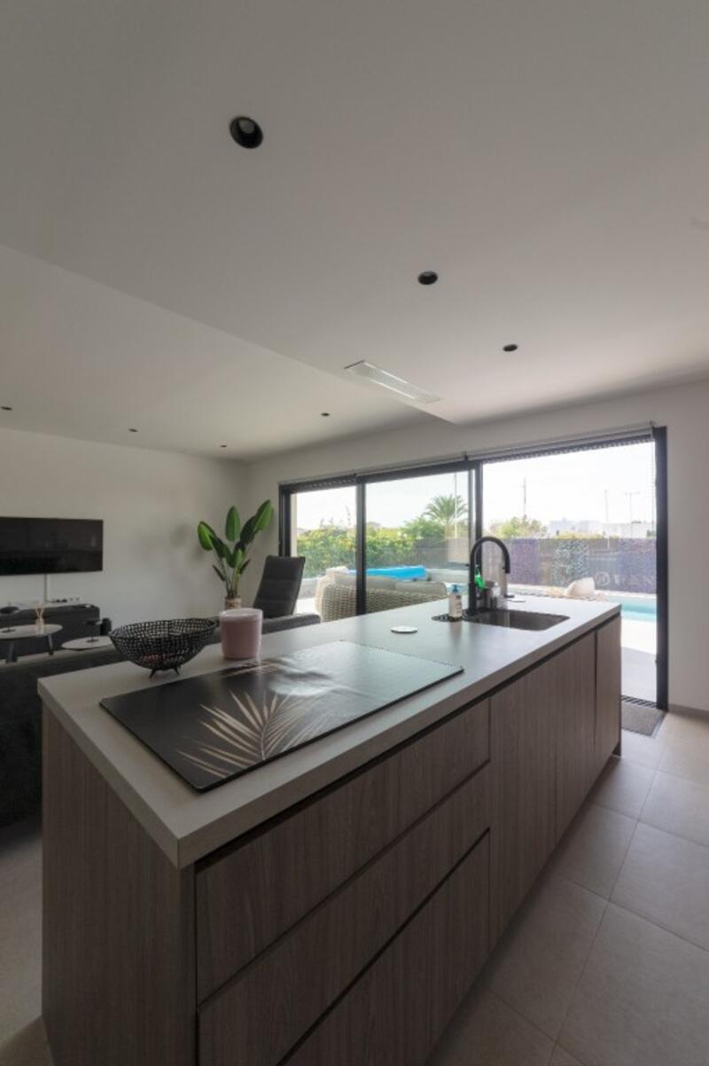 4 bedroom Villa for sale