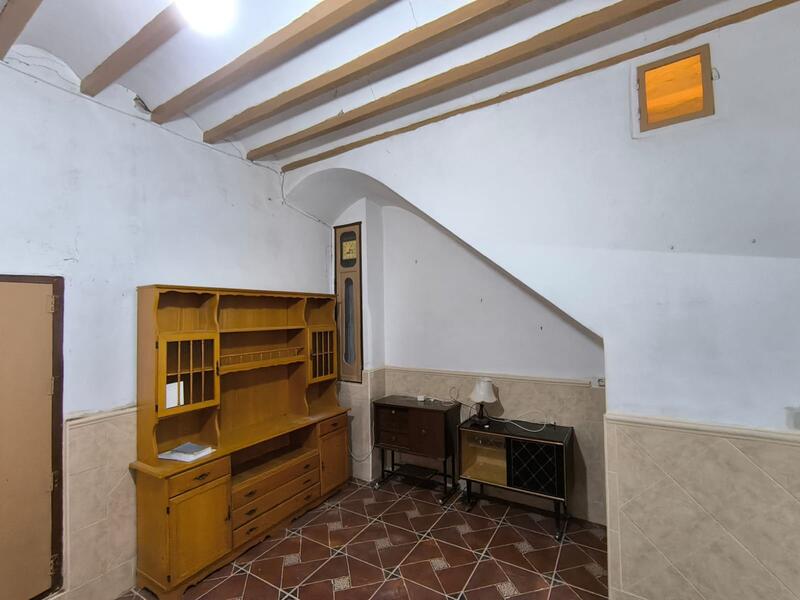 6 Schlafzimmer Landhaus zu verkaufen