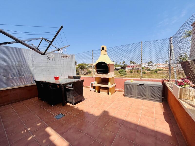 3 bedroom Townhouse for sale