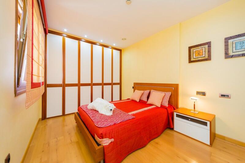 5 chambre Local Commercial à vendre