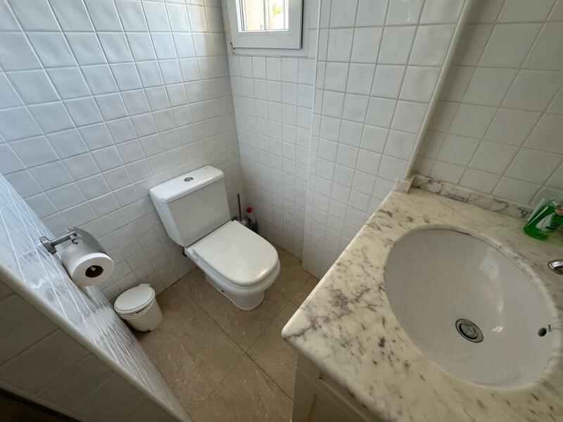 4 Cuarto Villa en venta