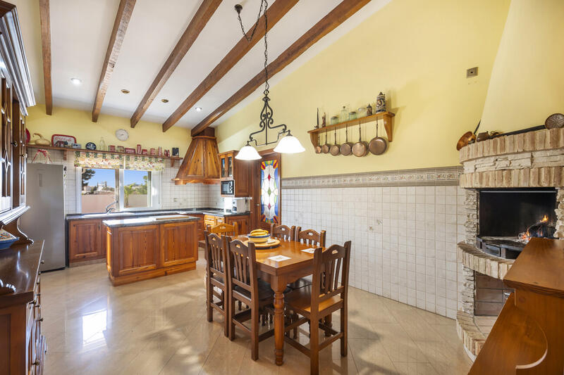 5 bedroom Villa for sale