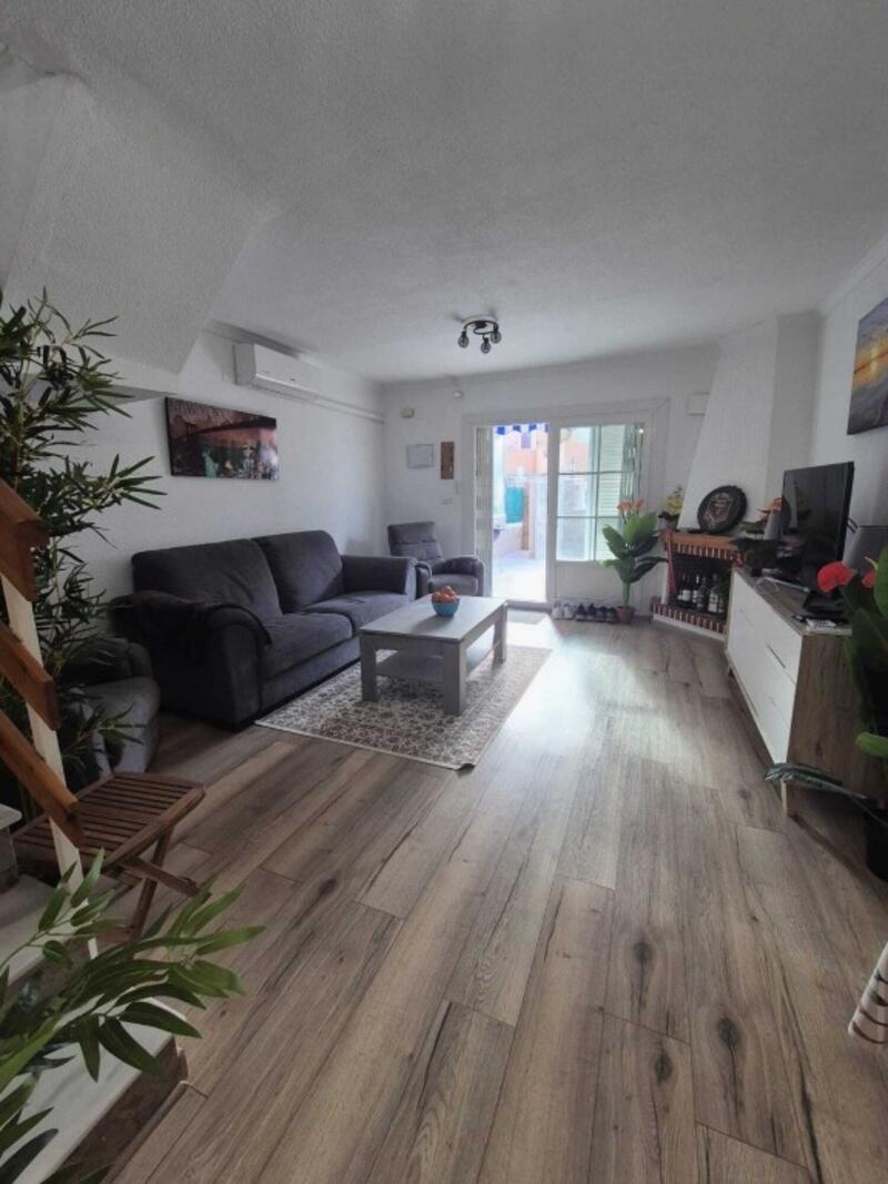 3 bedroom Townhouse for sale