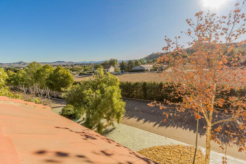 7 bedroom Villa for sale