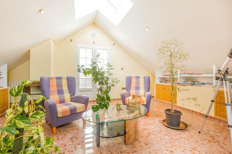 7 bedroom Villa for sale