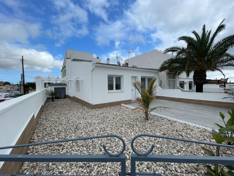 Villa til salg i Ciudad Quesada, Alicante