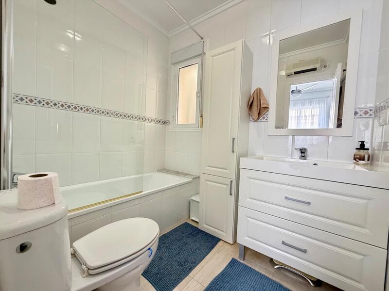 2 Schlafzimmer Landhaus zu verkaufen