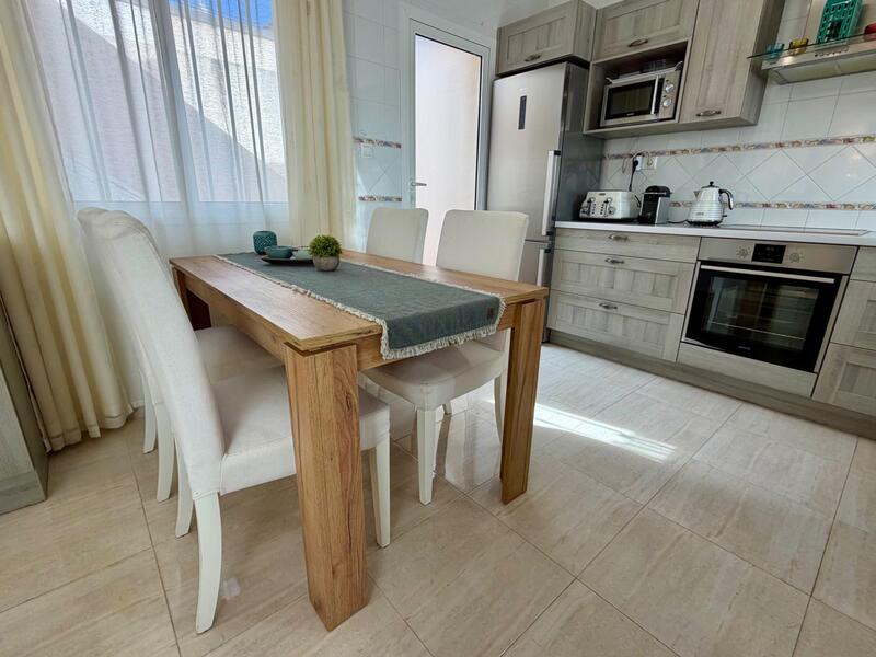 2 Schlafzimmer Landhaus zu verkaufen