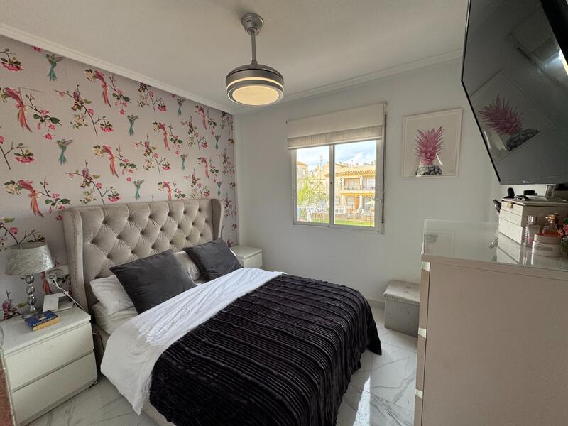 2 slaapkamer Appartement Te koop