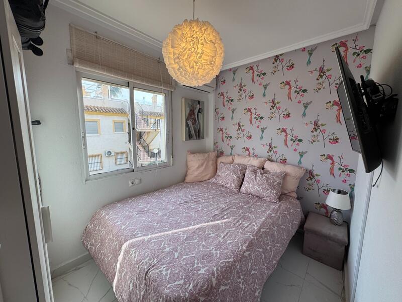 2 slaapkamer Appartement Te koop