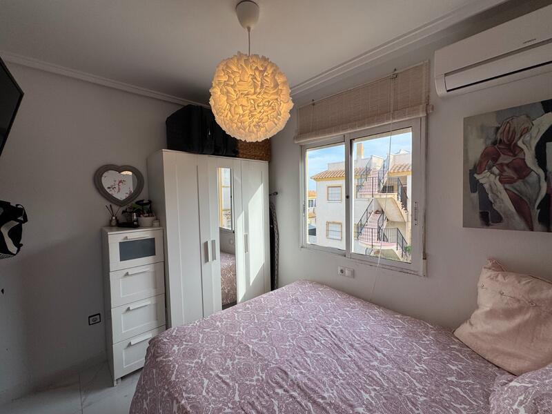 2 slaapkamer Appartement Te koop