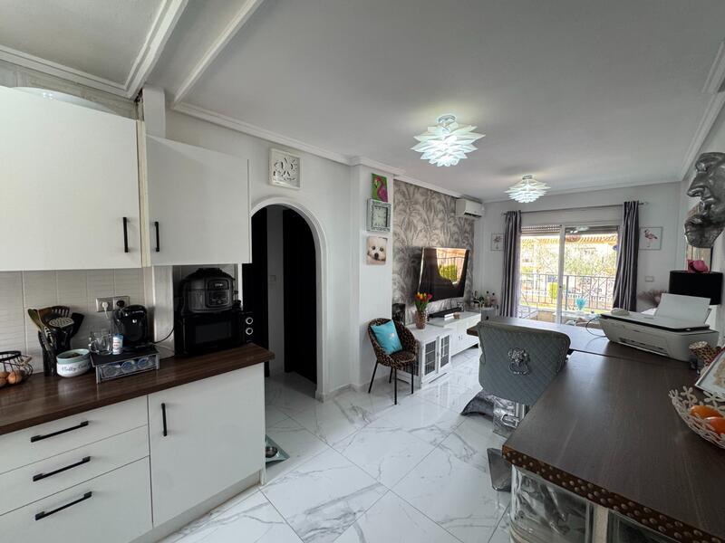 2 slaapkamer Appartement Te koop