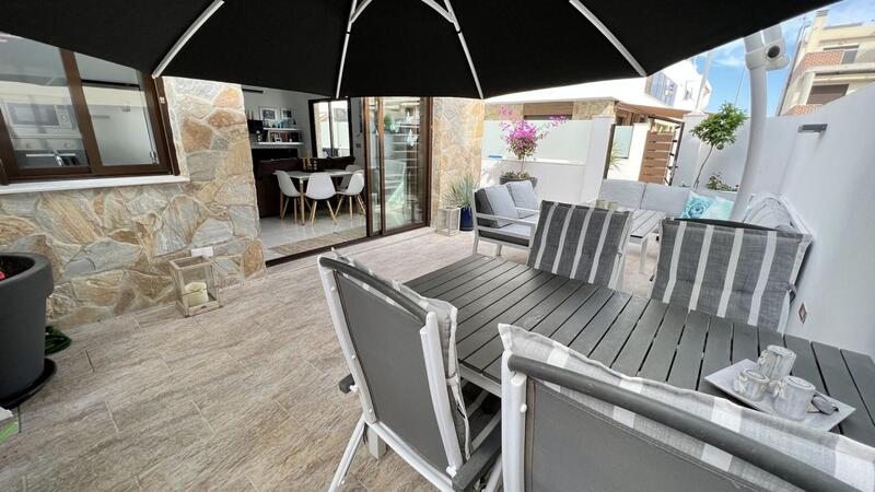 3 soveværelse Byhus til salg