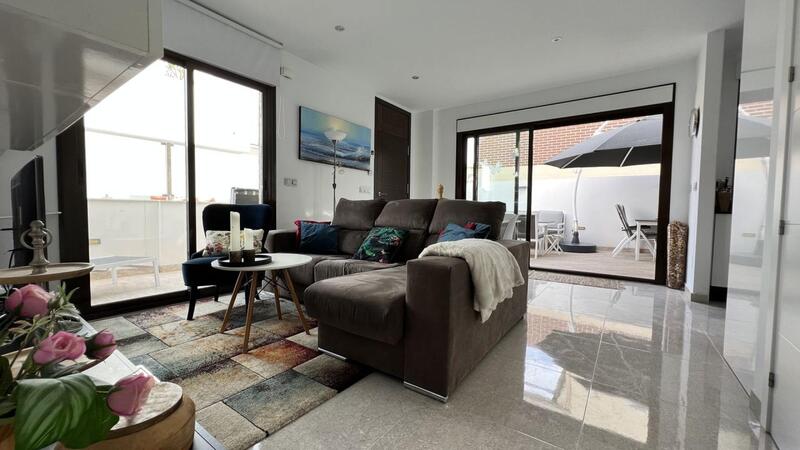 3 soveværelse Byhus til salg