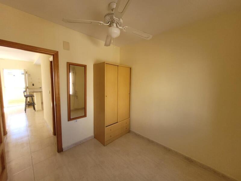 2 Cuarto Villa en venta