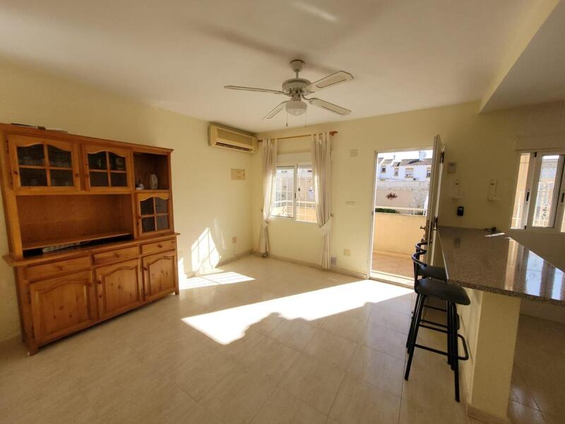 2 Cuarto Villa en venta