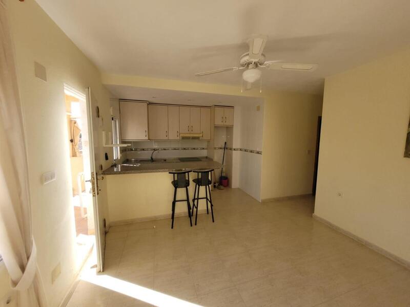 2 Cuarto Villa en venta