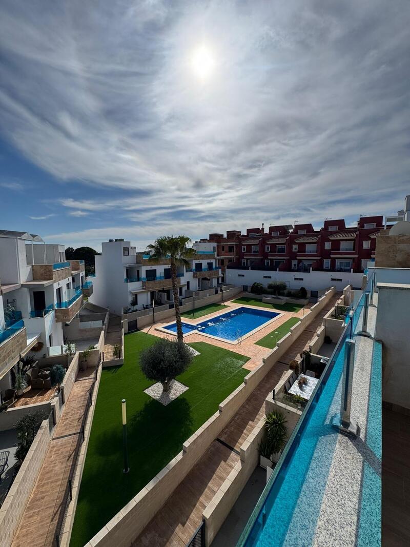 Townhouse for sale in Bigastro, Alicante