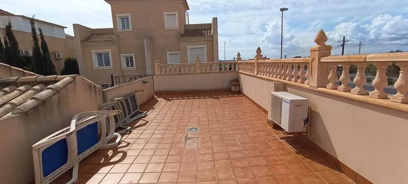 3 bedroom Country House for sale