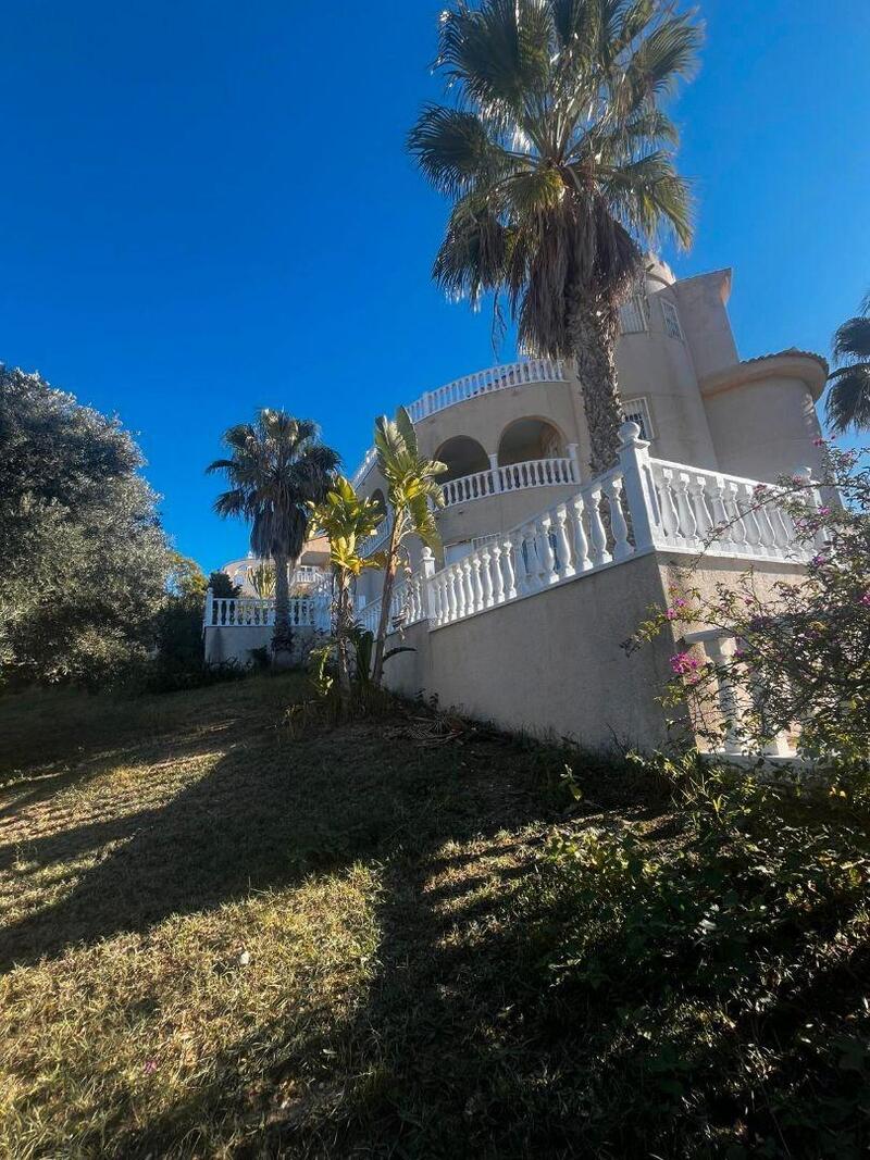 7 bedroom Villa for sale