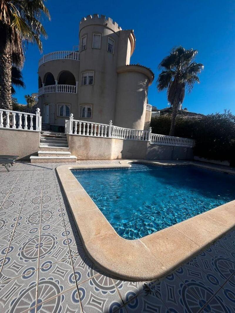 7 bedroom Villa for sale