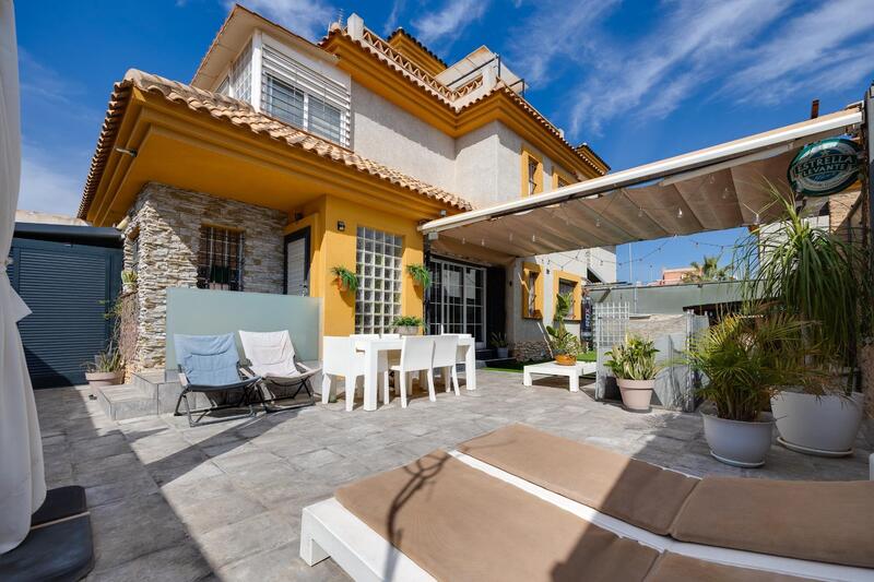 3 Cuarto Villa en venta