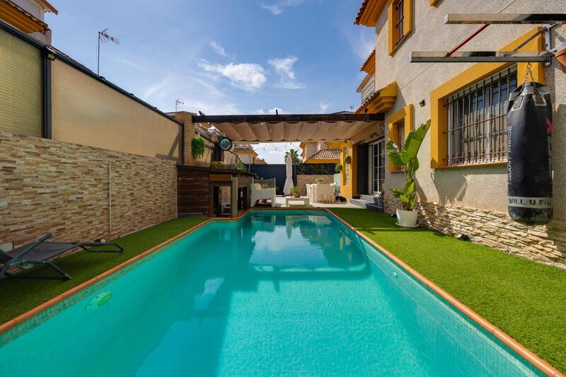 3 Cuarto Villa en venta