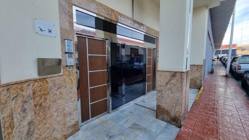 2 slaapkamer Appartement Te koop