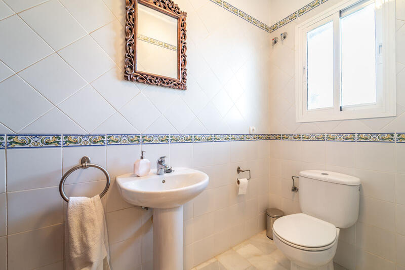 3 bedroom Townhouse for sale