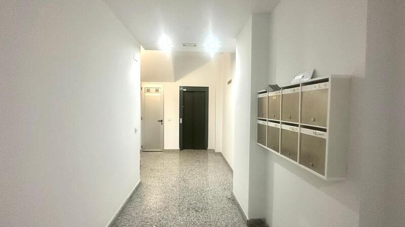 2 slaapkamer Appartement Te koop