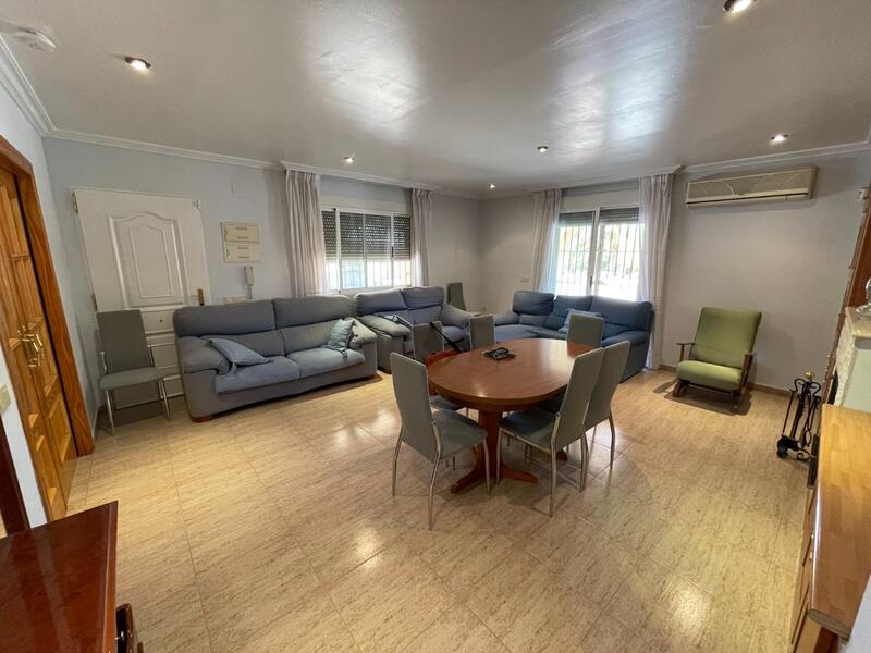 3 sovrum Villa till salu