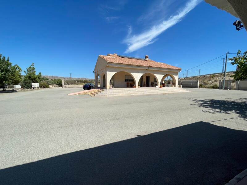 3 sovrum Villa till salu