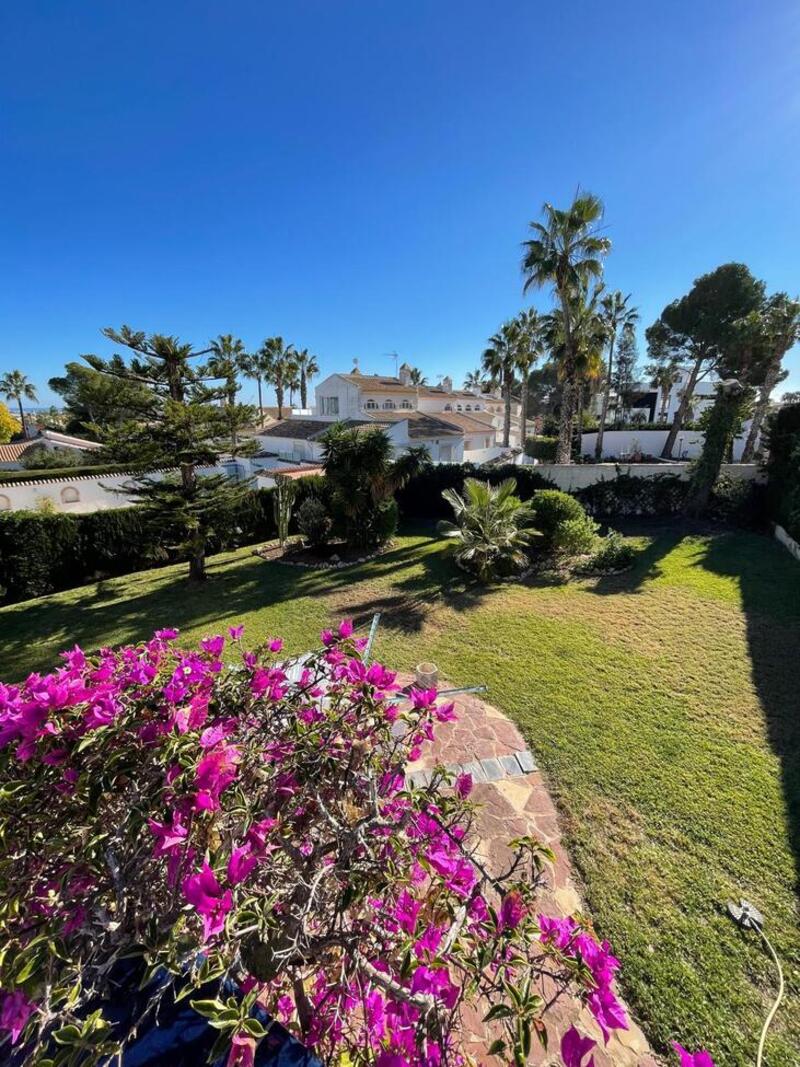 3 sovrum Villa till salu