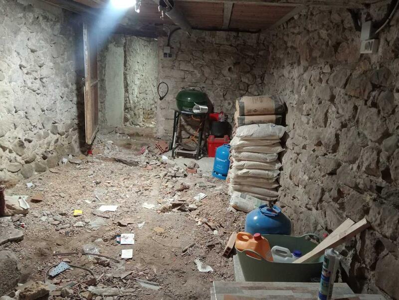 4 bedroom Townhouse for sale