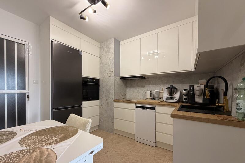 2 slaapkamer Appartement Te koop