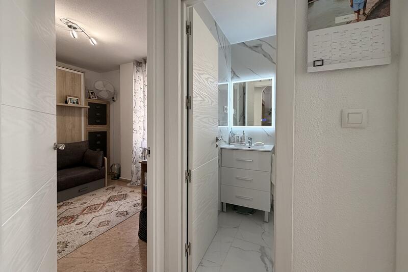 2 slaapkamer Appartement Te koop