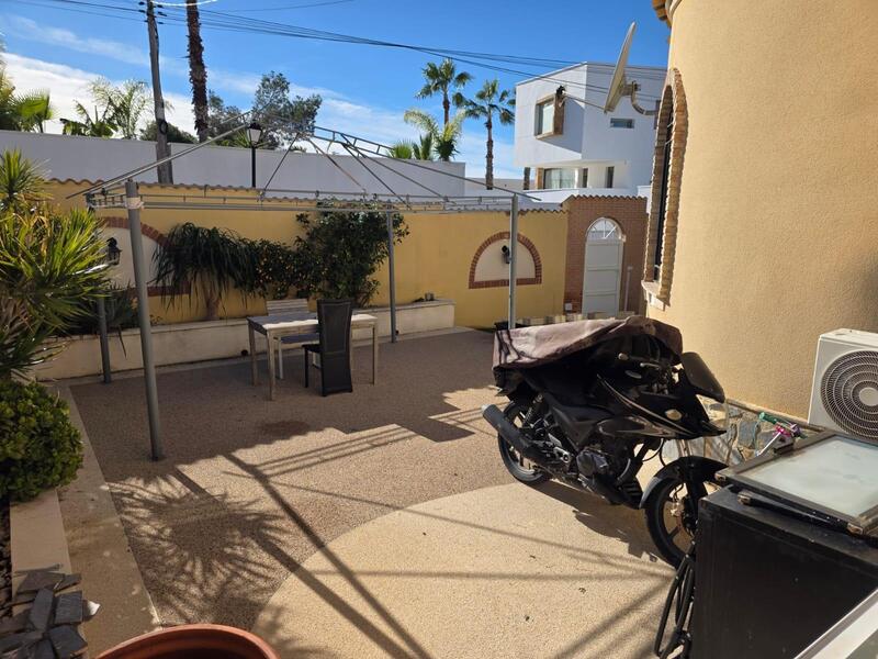 4 Schlafzimmer Villa zu verkaufen