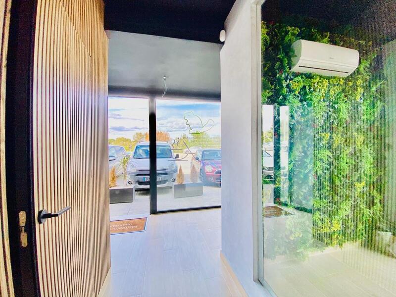 Commercieel vastgoed Te koop in Orihuela Costa, Alicante