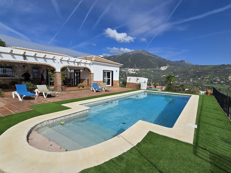 3 Cuarto Villa en venta