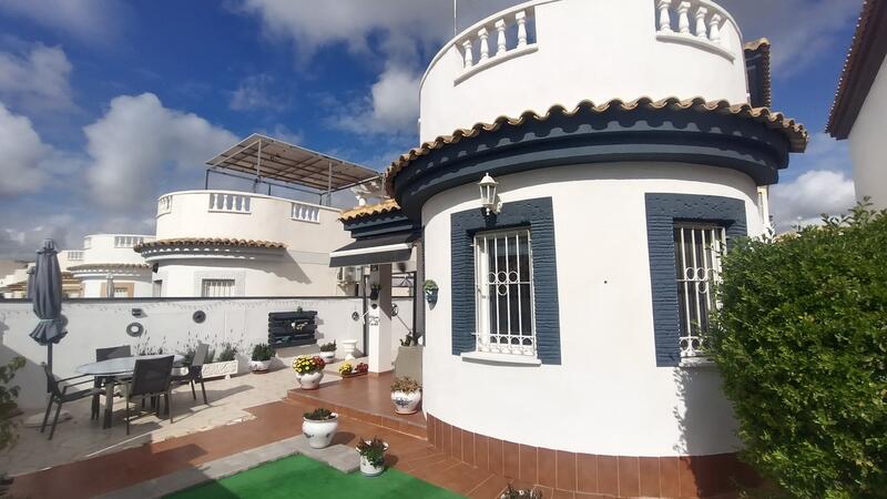 3 bedroom Villa for sale