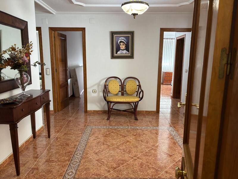 5 soverom Rekkehus til salgs