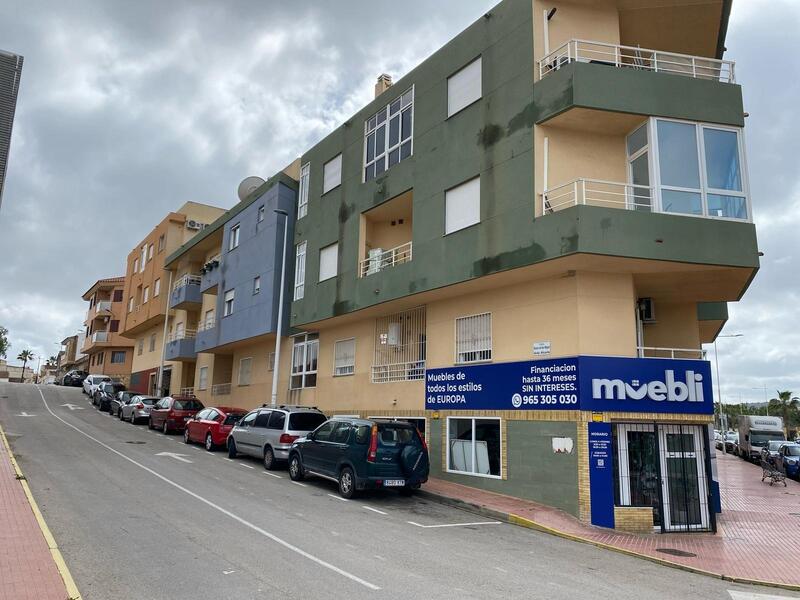 2 slaapkamer Appartement Te koop 2 slaapkamer Appartement Te koop