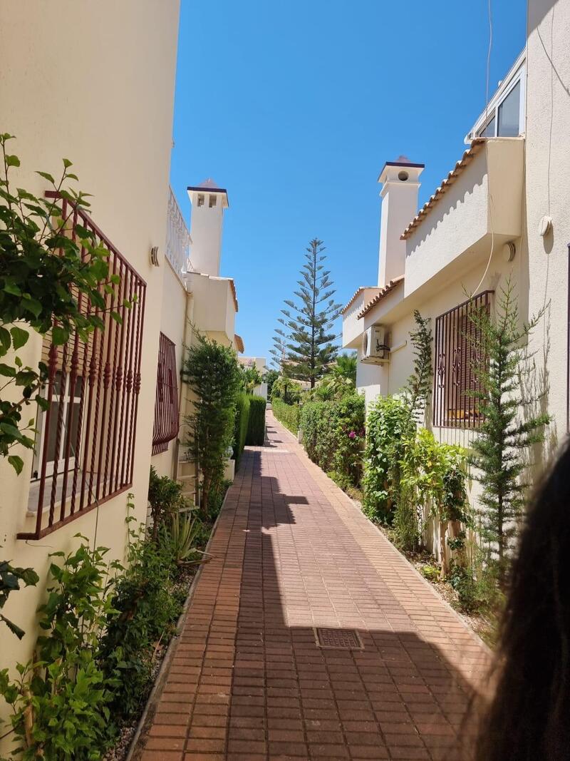 2 slaapkamer Appartement Te koop