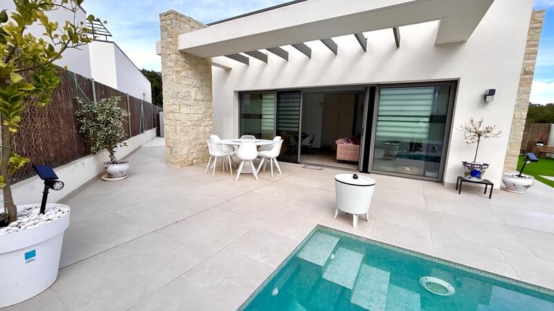 Villa zu verkaufen in San Miguel de Salinas, Alicante